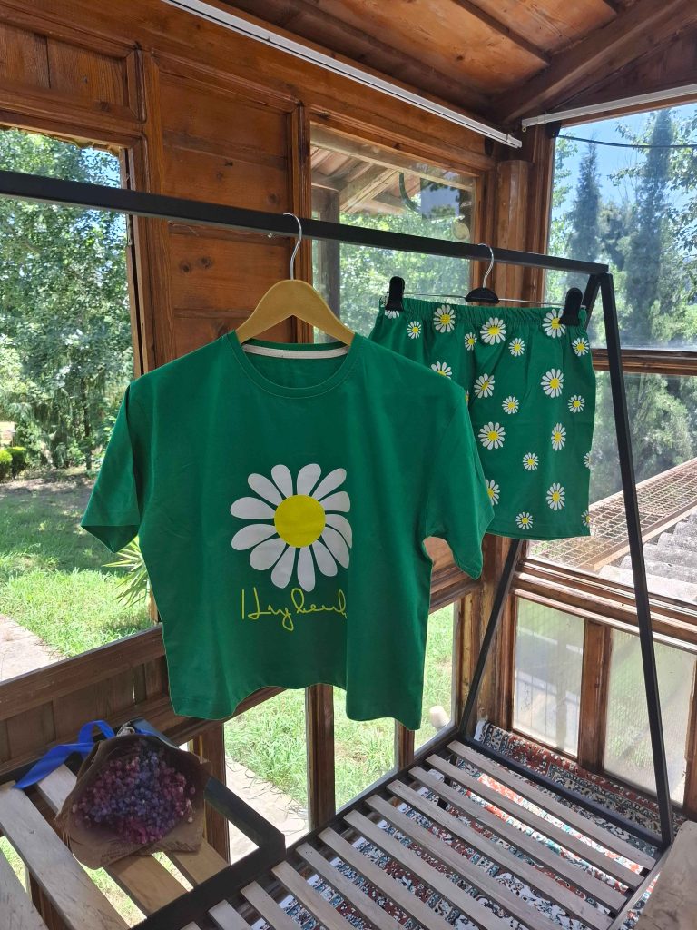 کراپ و شورتک بابونه