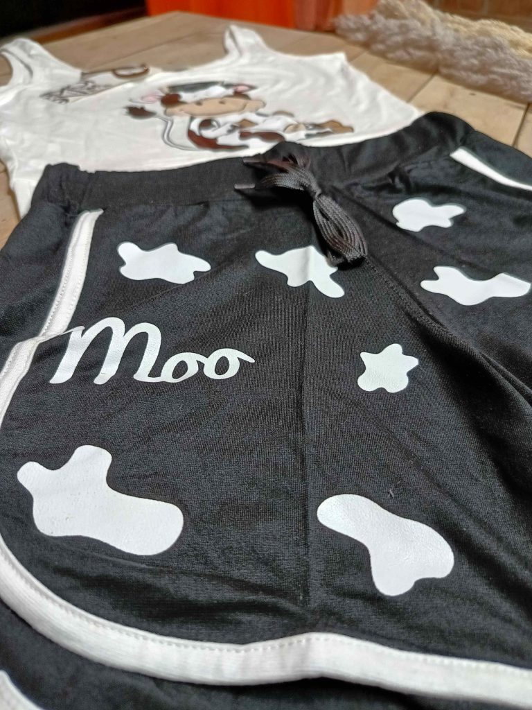 تاپ و شورتک