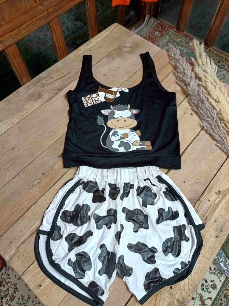 تاپ و شورتک