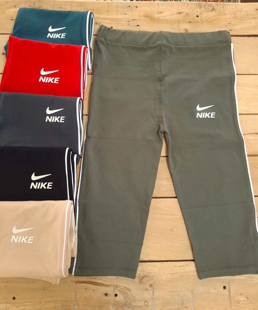 شلوارک ورزشی Nike