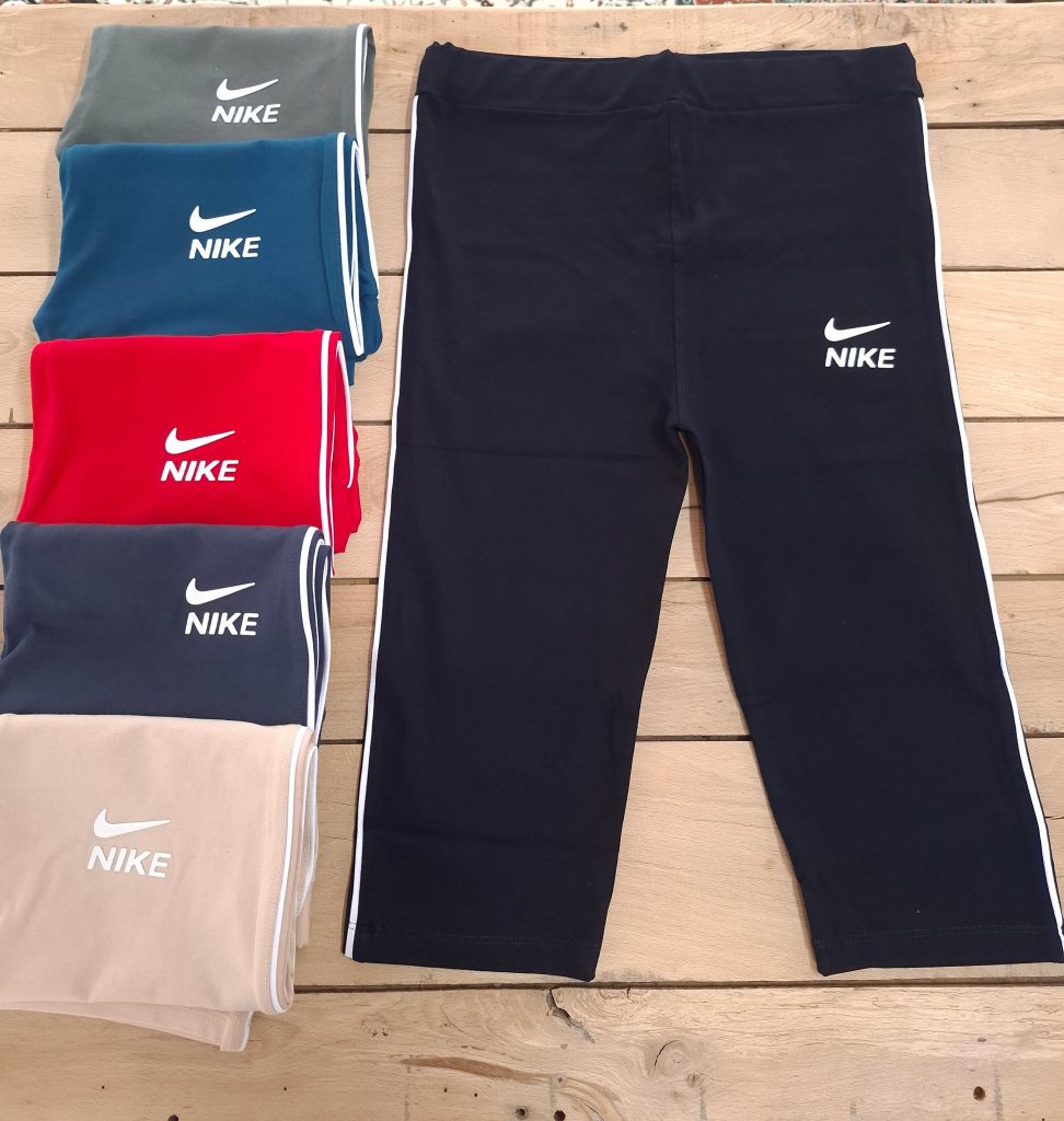 شلوارک ورزشی Nike