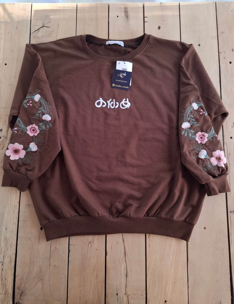 بلوز آستین گل دوزی شده